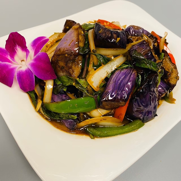 Order Spicy Eggplant food online from Thai Spoon Las Vegas store, Las Vegas on bringmethat.com