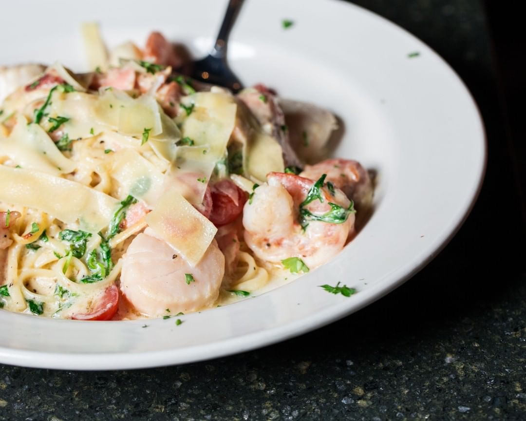 Order Seafood Linguine food online from 5th Tavern store, Clarkston on bringmethat.com