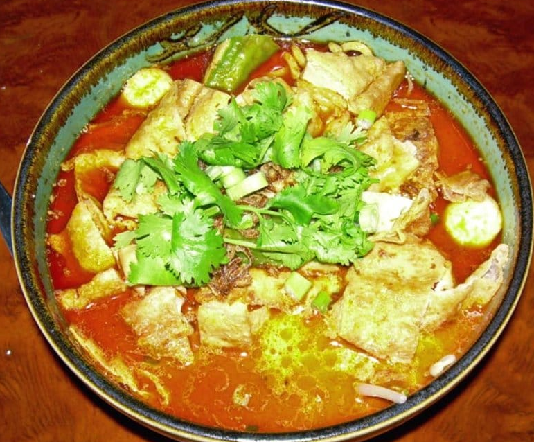 Order Curry Mee food online from Pinang store, Newark on bringmethat.com