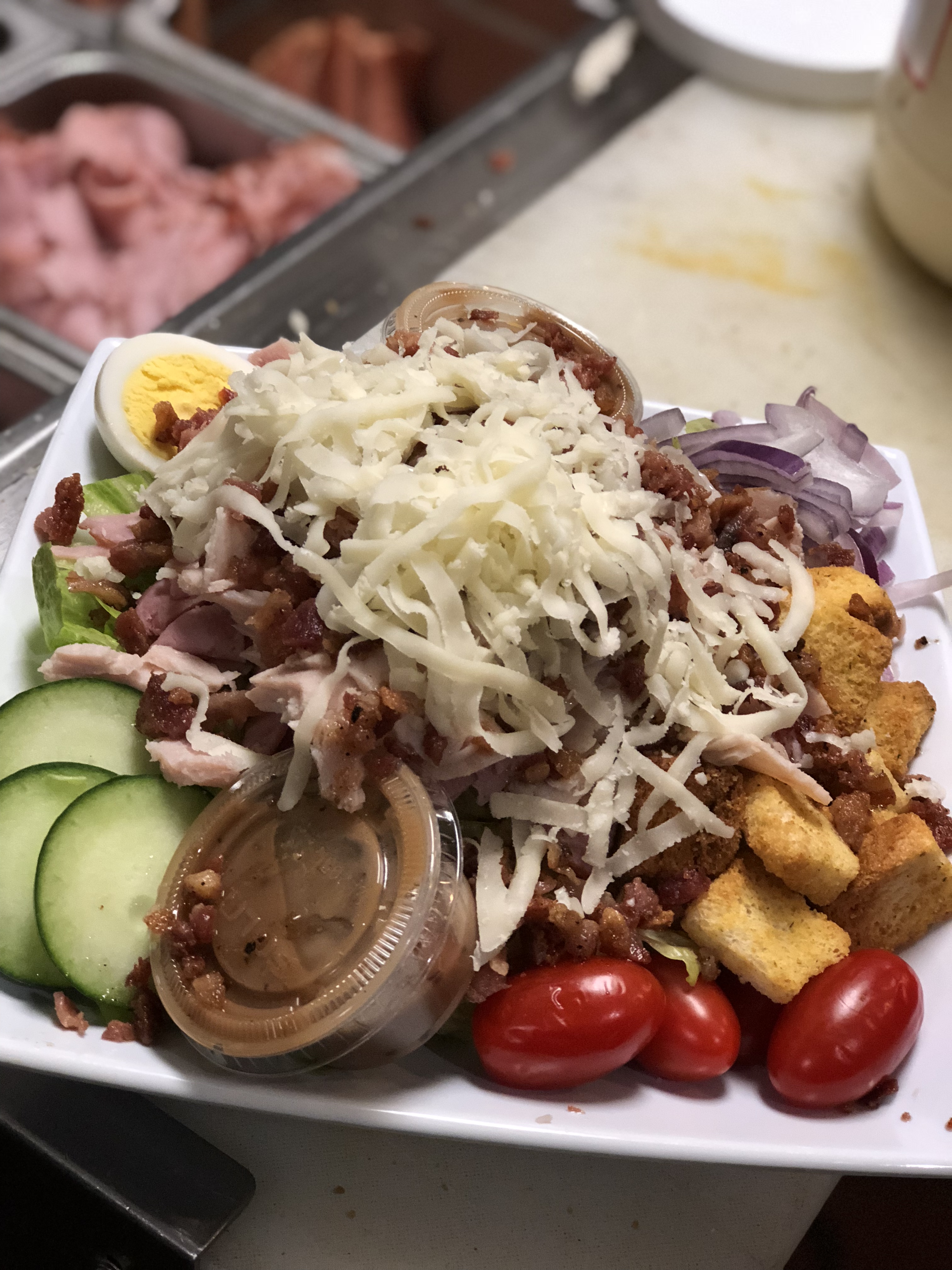 Order Chef Salad food online from Dominic's Bar & Grille store, Monrovia on bringmethat.com