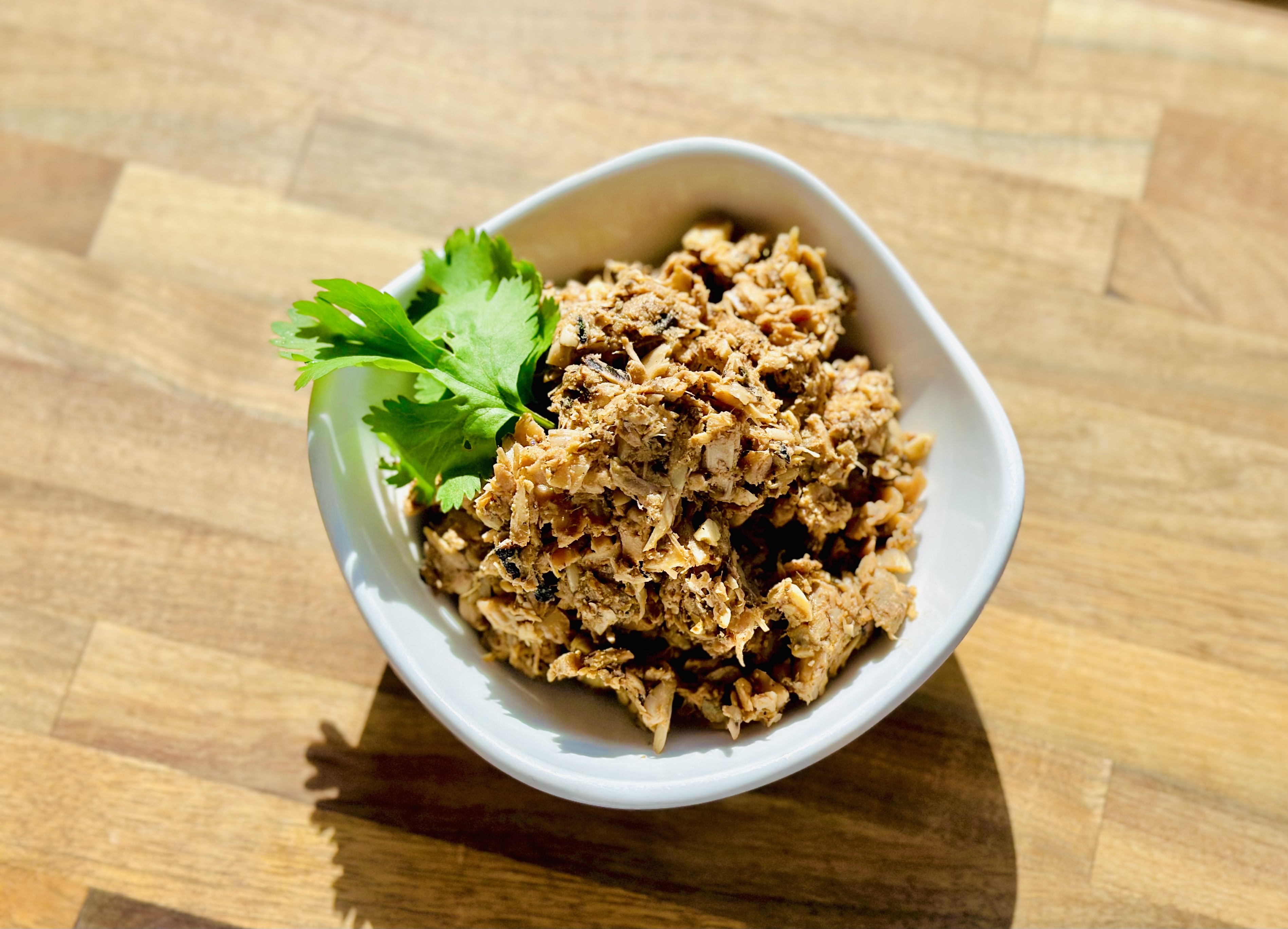 Order Shredded Beef (Made without gluten) - 7.5 oz container food online from The Herbivorous Butcher store, Minneapolis on bringmethat.com