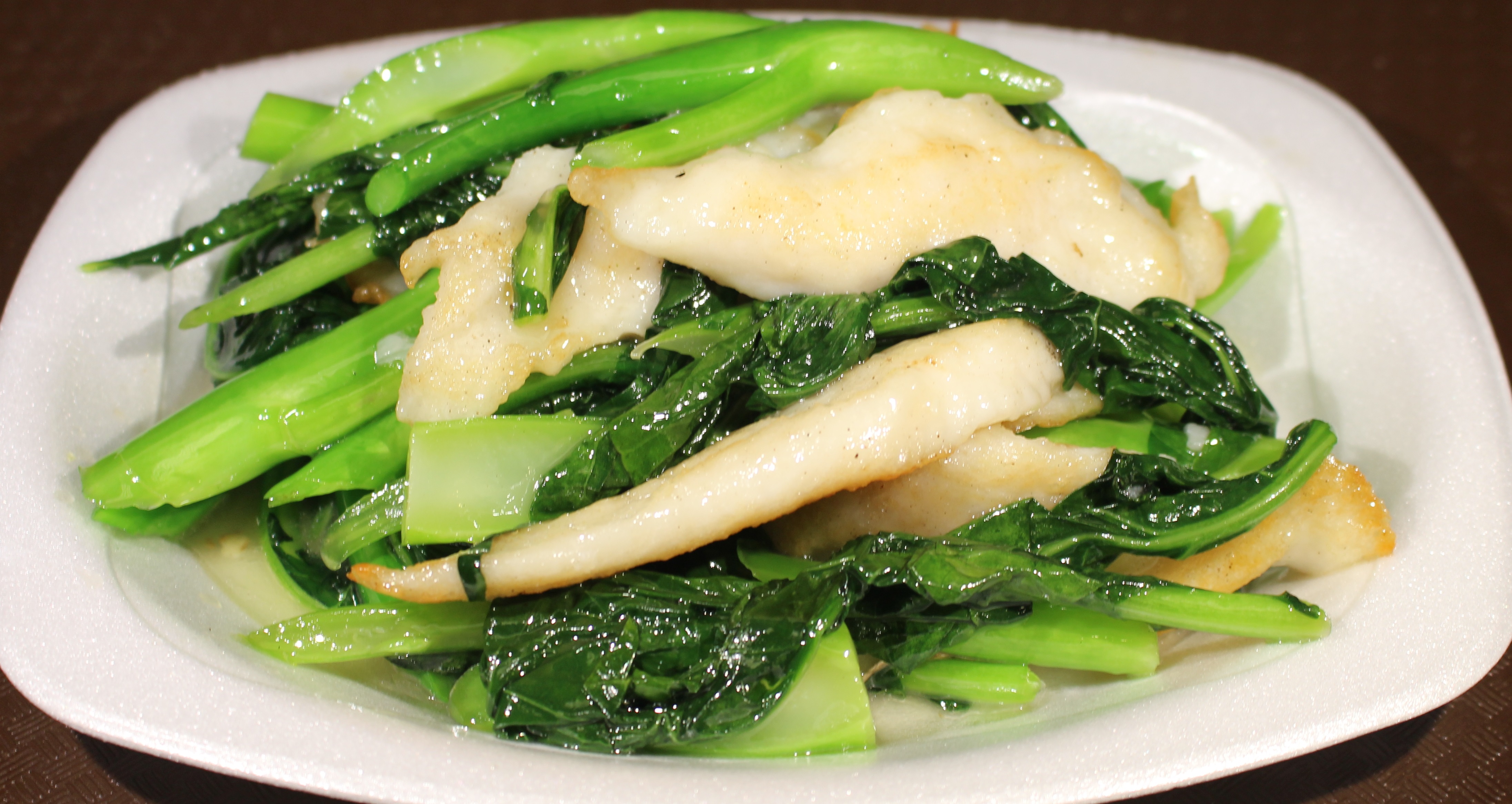 Order S4. Fish Fillets with Chinese Broccoli food online from Zen Noodles store, Naperville on bringmethat.com