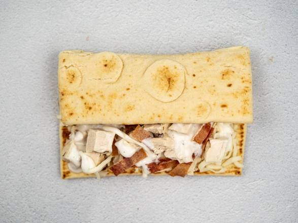 Order BACON CHICKEN RANCH FLATBREAD 2022 food online from Clean Eatz store, Knoxville on bringmethat.com