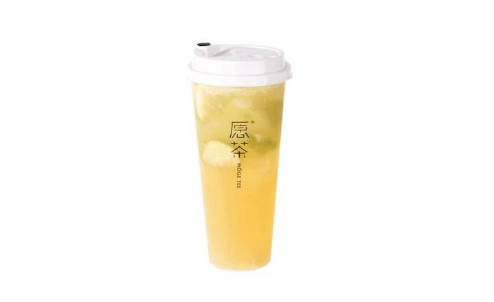 Order Fresh Lemon Oolong Tea (爆柠四季春) (24 oz) food online from moge tea store, Quincy on bringmethat.com
