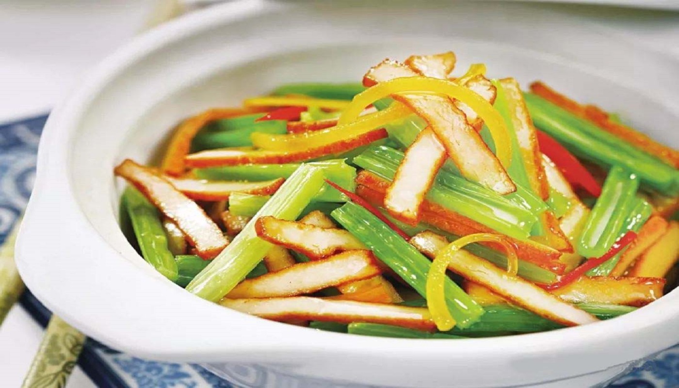 Order Chinese Celery with Dry Bean Curd 唐芹香干 food online from Sichuan Tasty store, San Francisco on bringmethat.com