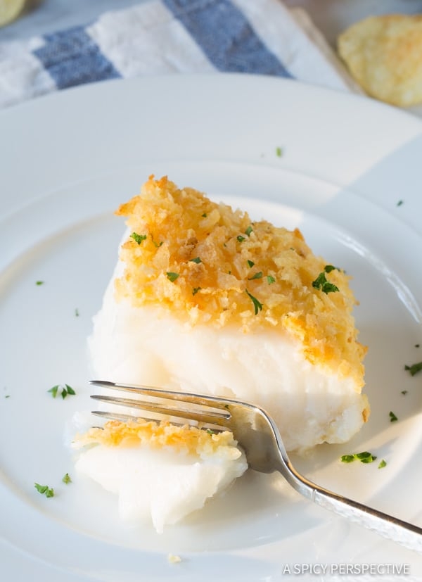 Order Garlic & Lemon Encrusted Cod food online from Captain’s Curbside Seafood store, Trappe on bringmethat.com