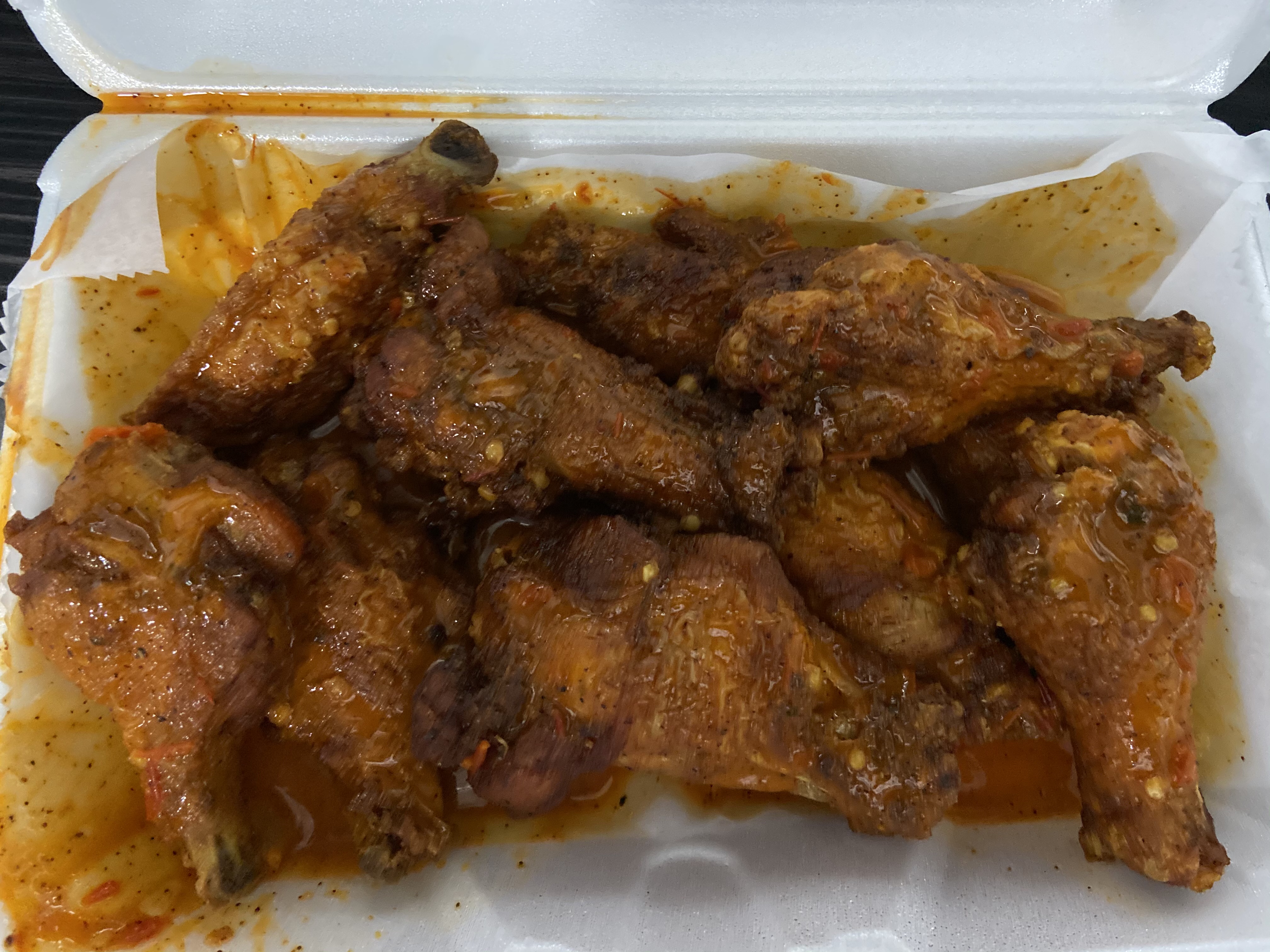 Order 20 Wings food online from Flava Wingz Spot store, Irvington on bringmethat.com