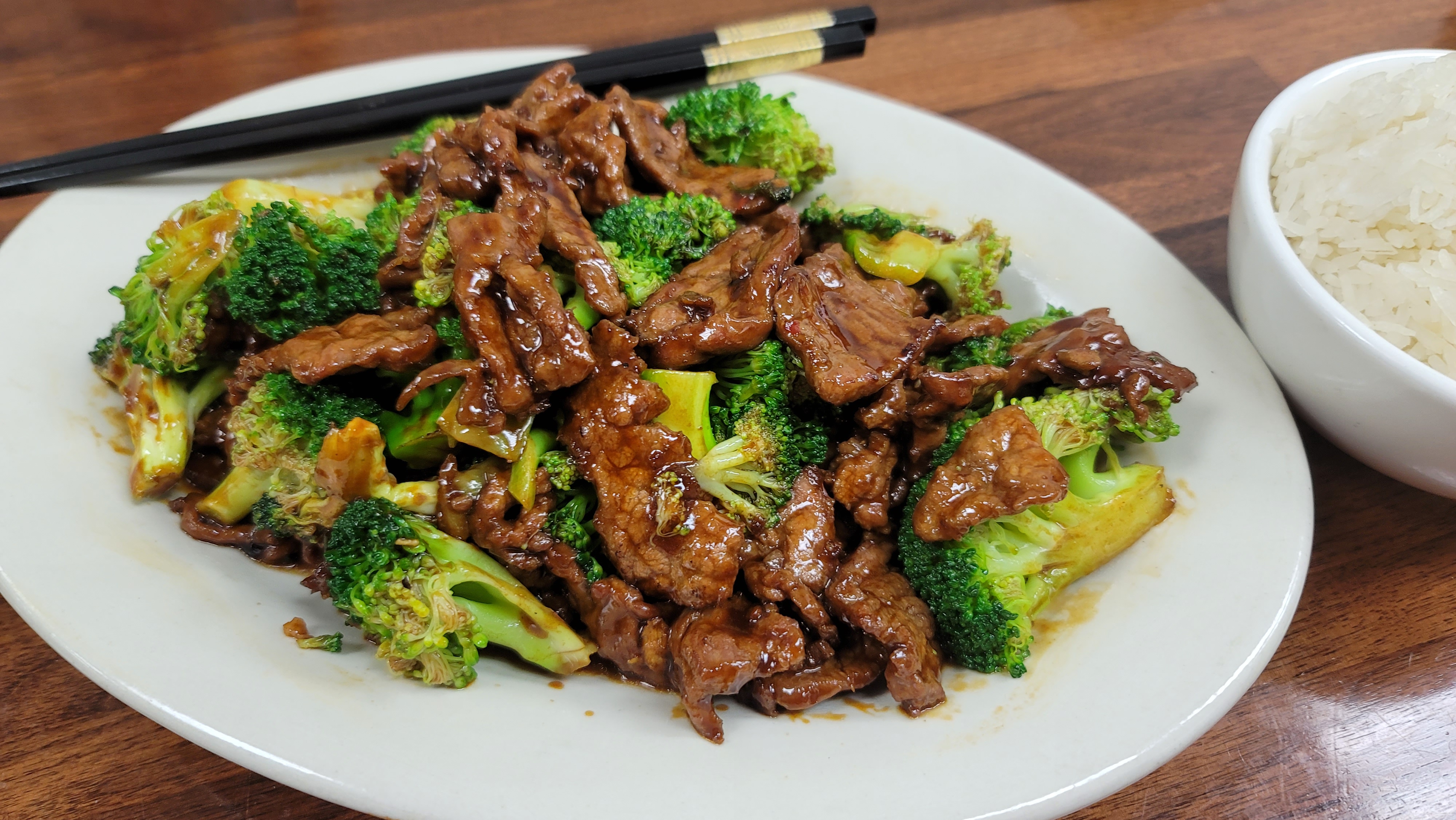 Order Beef with Broccoli food online from China Cafe store, Austin on bringmethat.com
