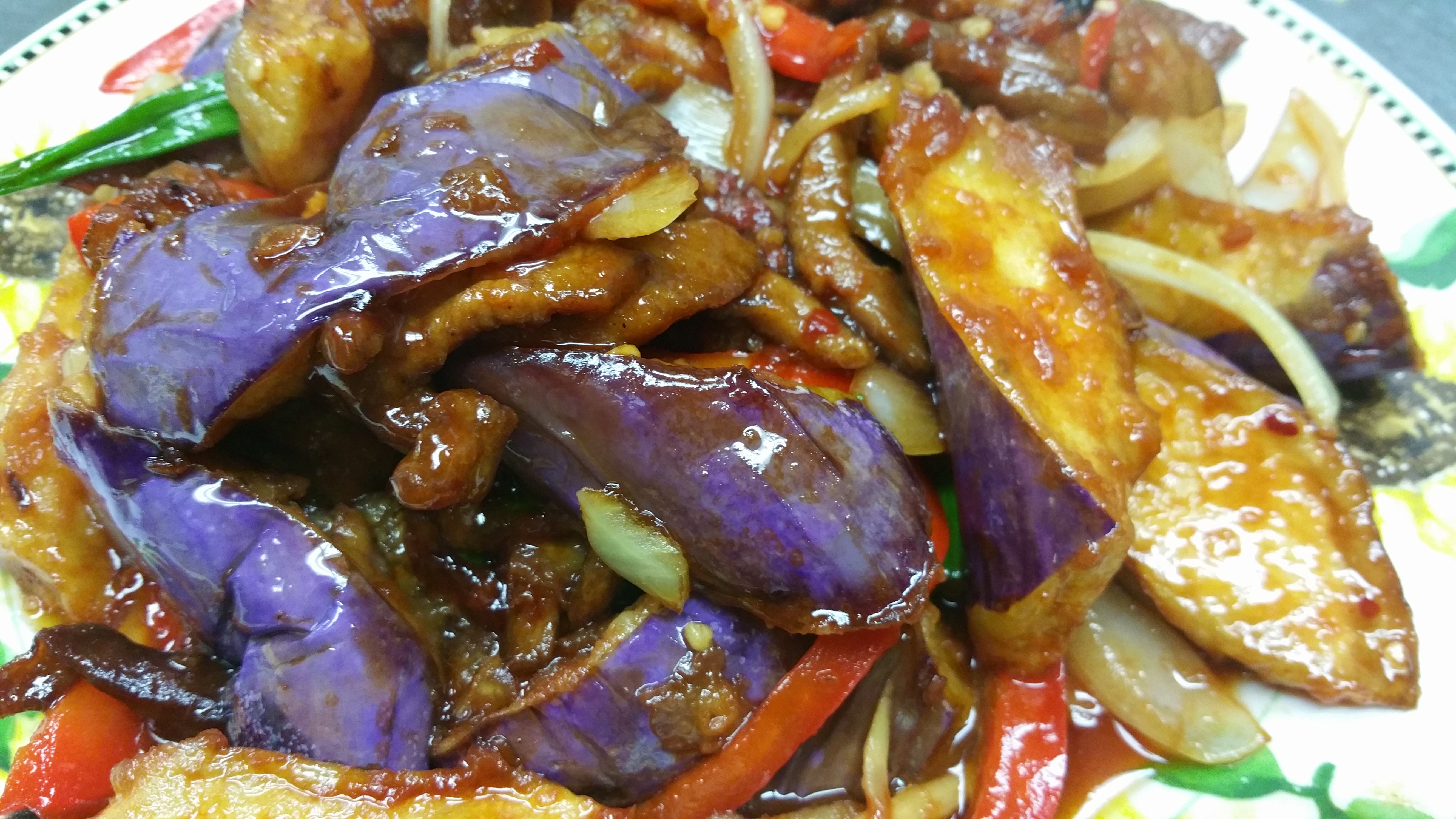 Order 1. Pork Eggplant in Hot Garlic Sauce food online from Jasmine Garden Chinese restaurant store, Riverside on bringmethat.com