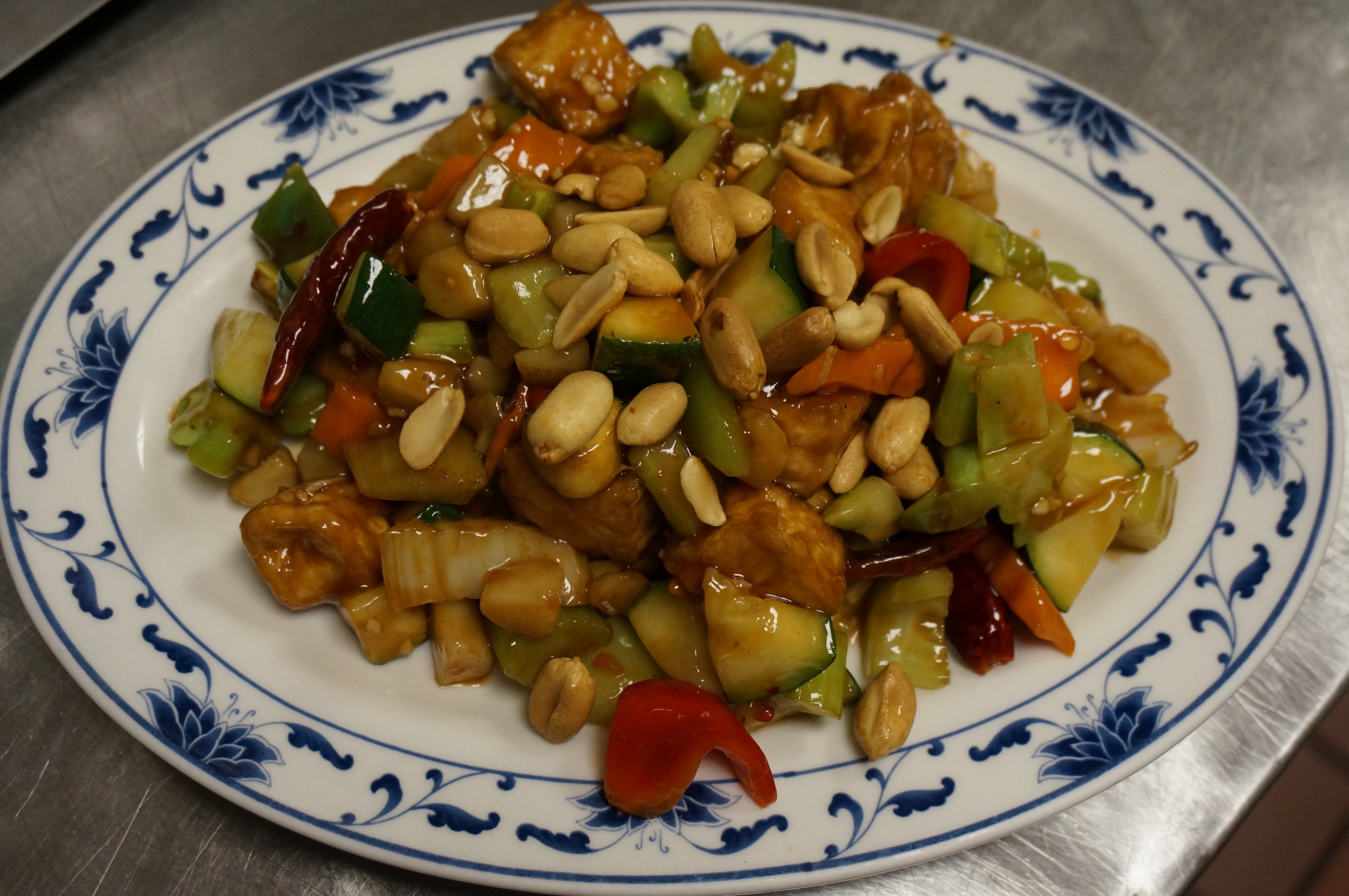 Order 48. Kung Pao Chicken food online from Mayflower Chinese store, Capitola on bringmethat.com