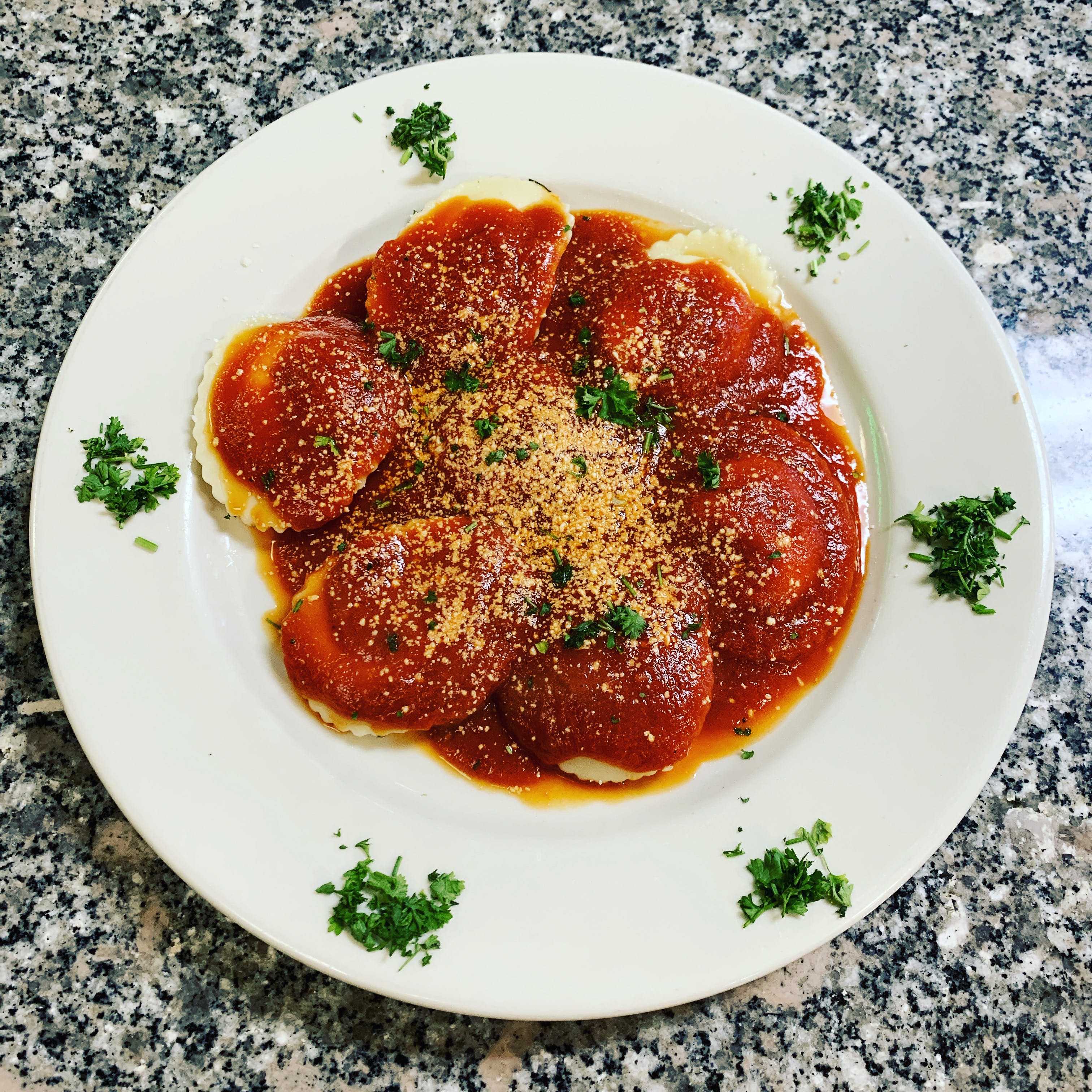 Order Cheese Ravioli with Marinara Sauce - Pasta food online from Nonna Rosa Pizzeria store, Norristown on bringmethat.com
