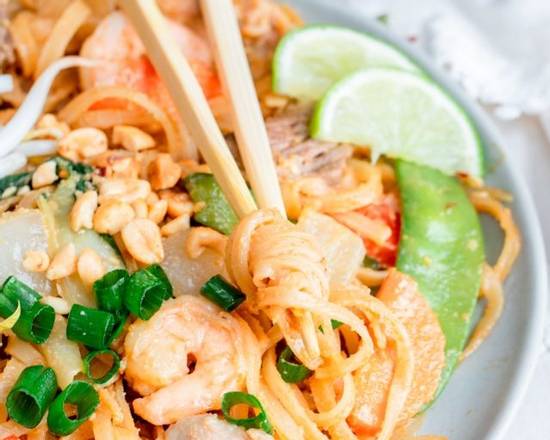 Order Combo Pad Thai food online from East China store, Aurora on bringmethat.com