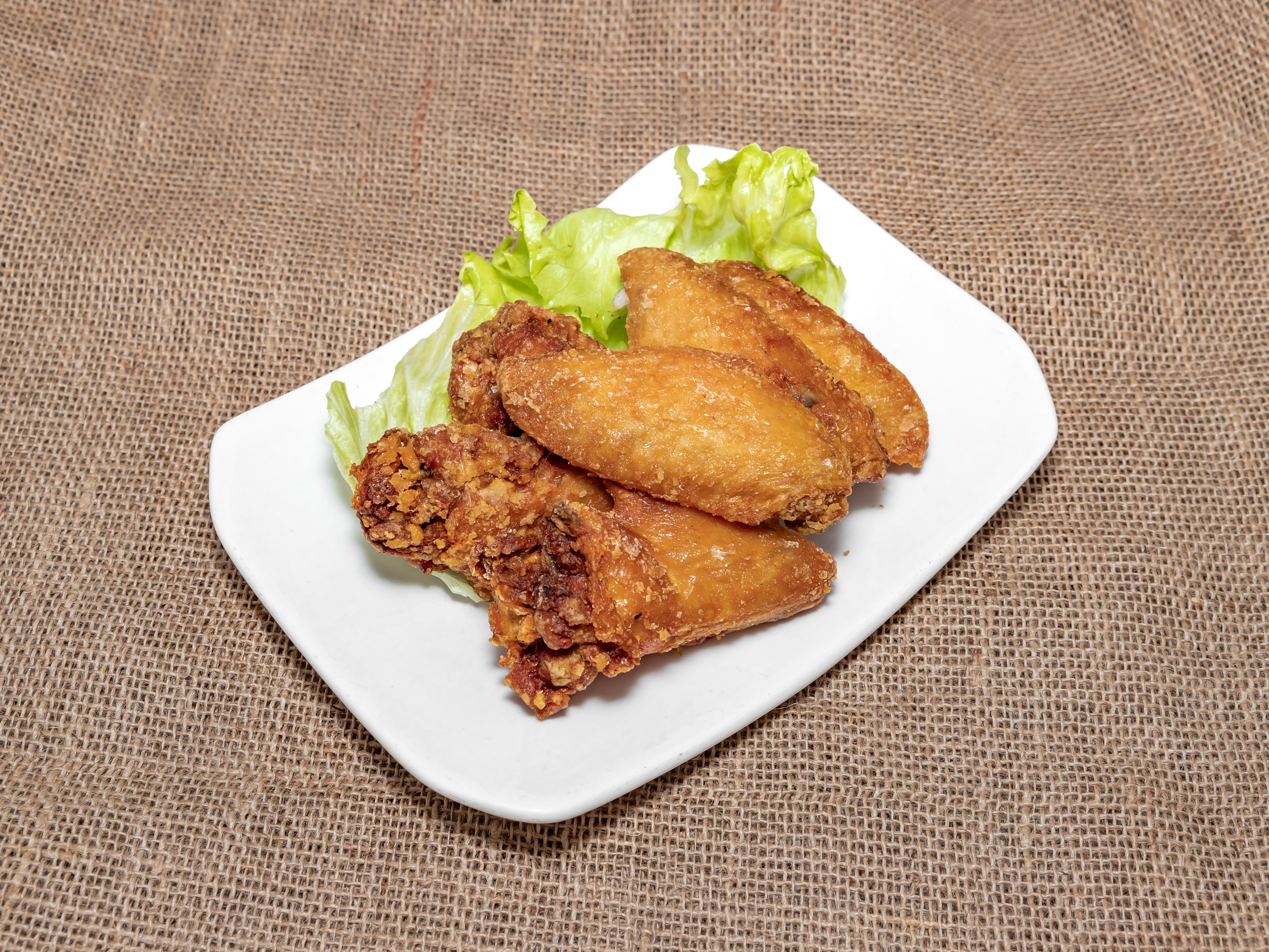 Order 9. Chicken Wings food online from Mandarin Cuisine store, Needham Heights on bringmethat.com