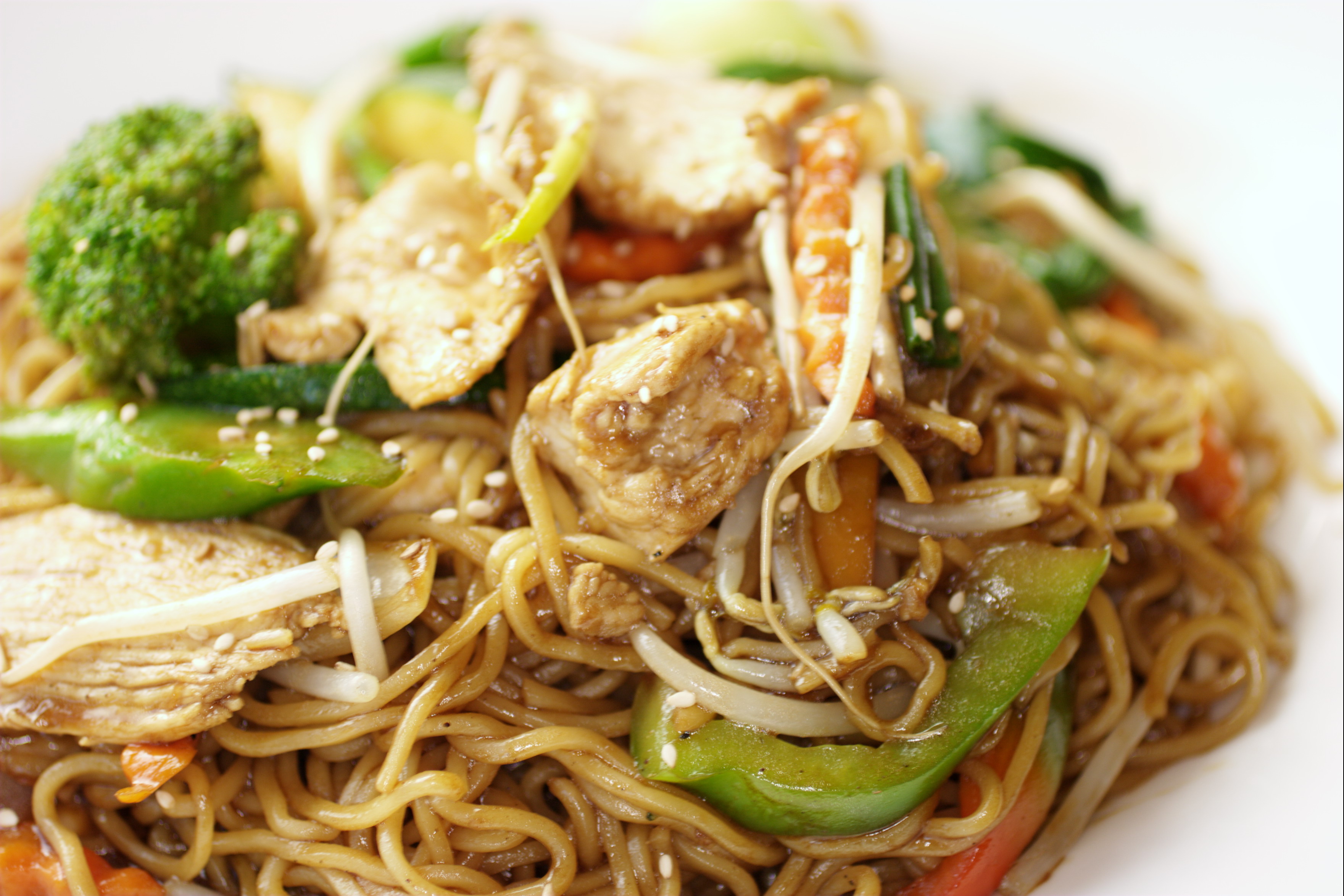 Order Yaki Soba food online from Noodle Street Thai Restaurant store, Boston on bringmethat.com
