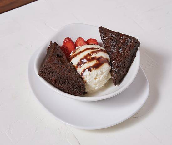 Order Vegan Brownie Sundae food online from TownHall store, Cleveland on bringmethat.com