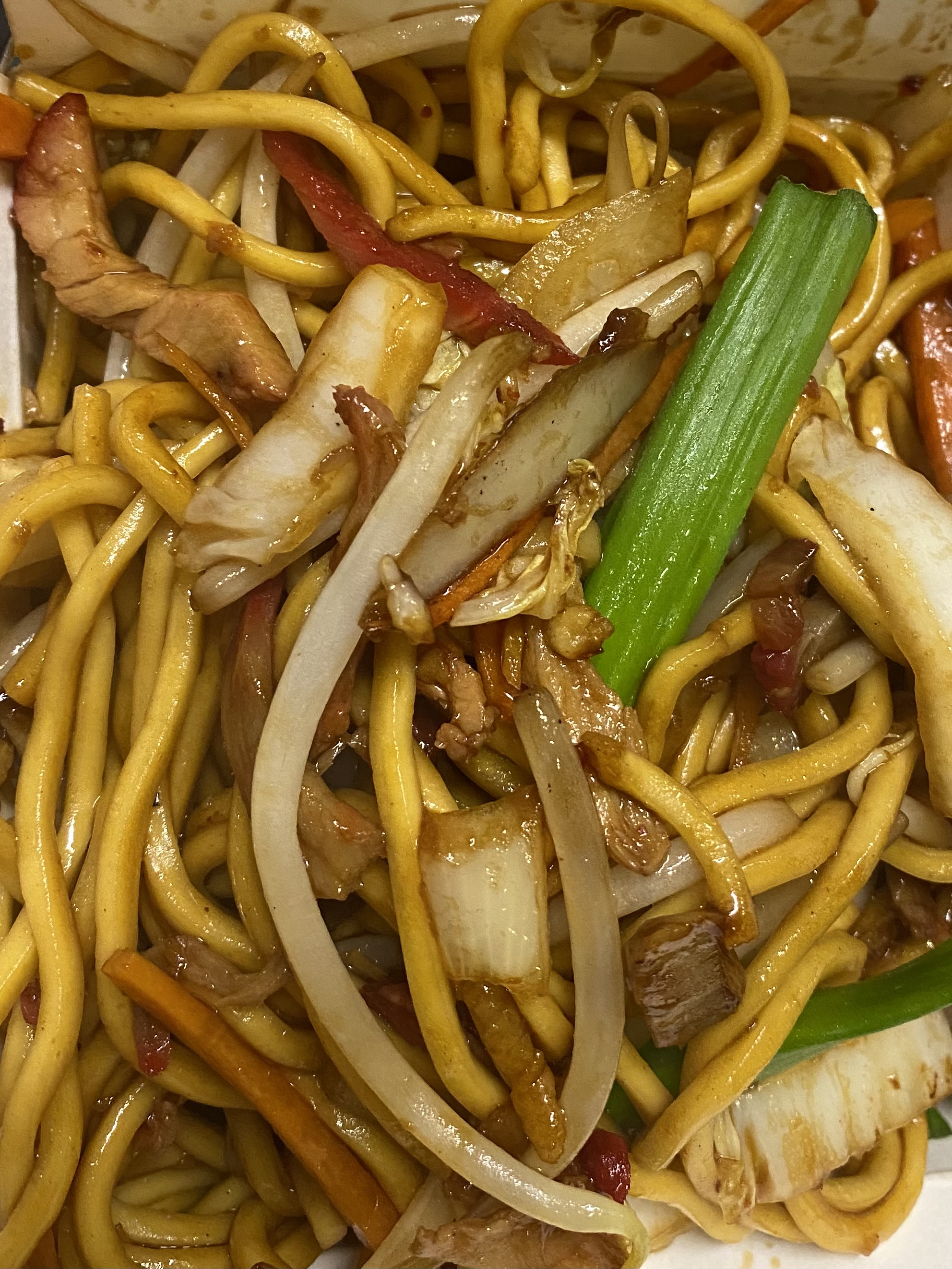Order 93. Roast Pork Lo Mein Noodle food online from Happy Garden Chinese Restaurant store, Revere on bringmethat.com