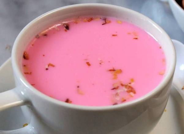 Order Pink Kashmiri chai (Tea)  food online from Hadi Restaurant store, New York on bringmethat.com