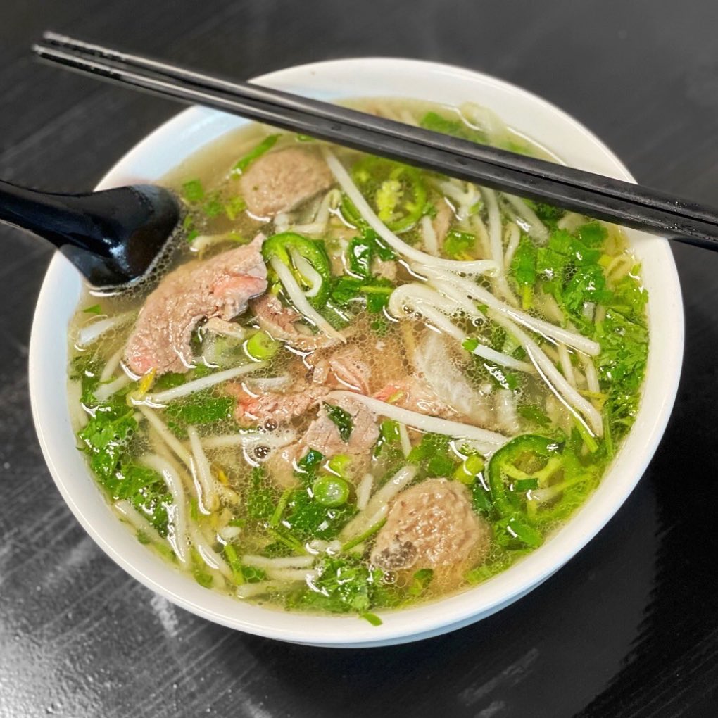 Order 20. Beef Pho food online from Anh Kitchen store, Hercules on bringmethat.com
