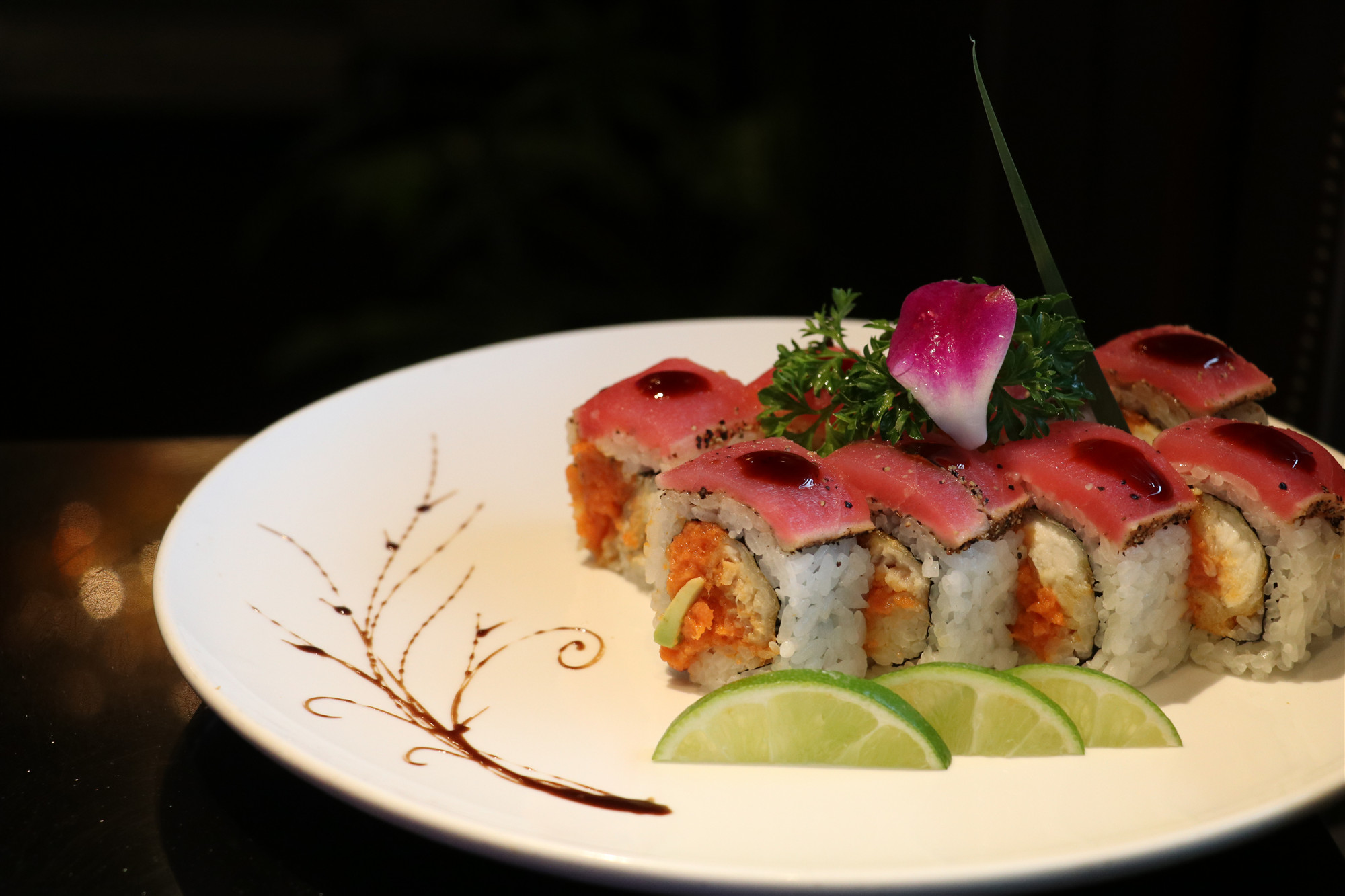 Order Tuna Amazing Roll food online from Sushi Sakura Express store, Houston on bringmethat.com