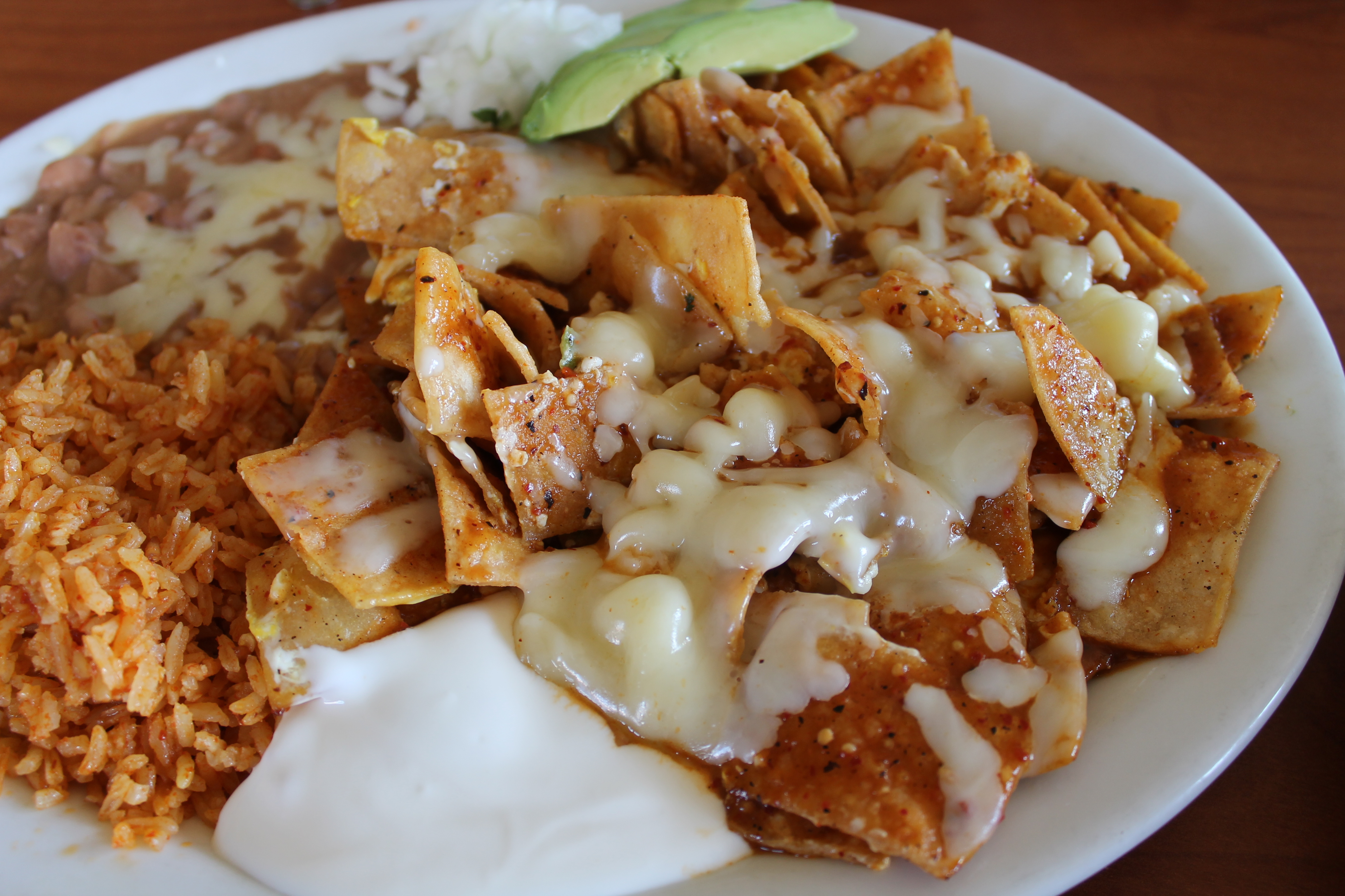 Order Chilaquiles Mexicanos food online from Variedad De Pupusas store, Los Angeles on bringmethat.com