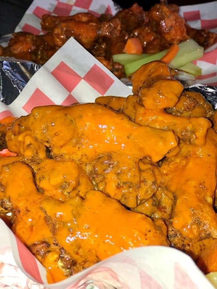 Order Boneless Wings - 8 Pieces food online from Gus Ny Pizza store, Phoenix on bringmethat.com