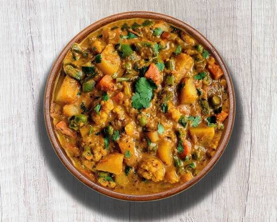 Order Country Side Veggie Curry food online from Spice Route store, Wichita on bringmethat.com