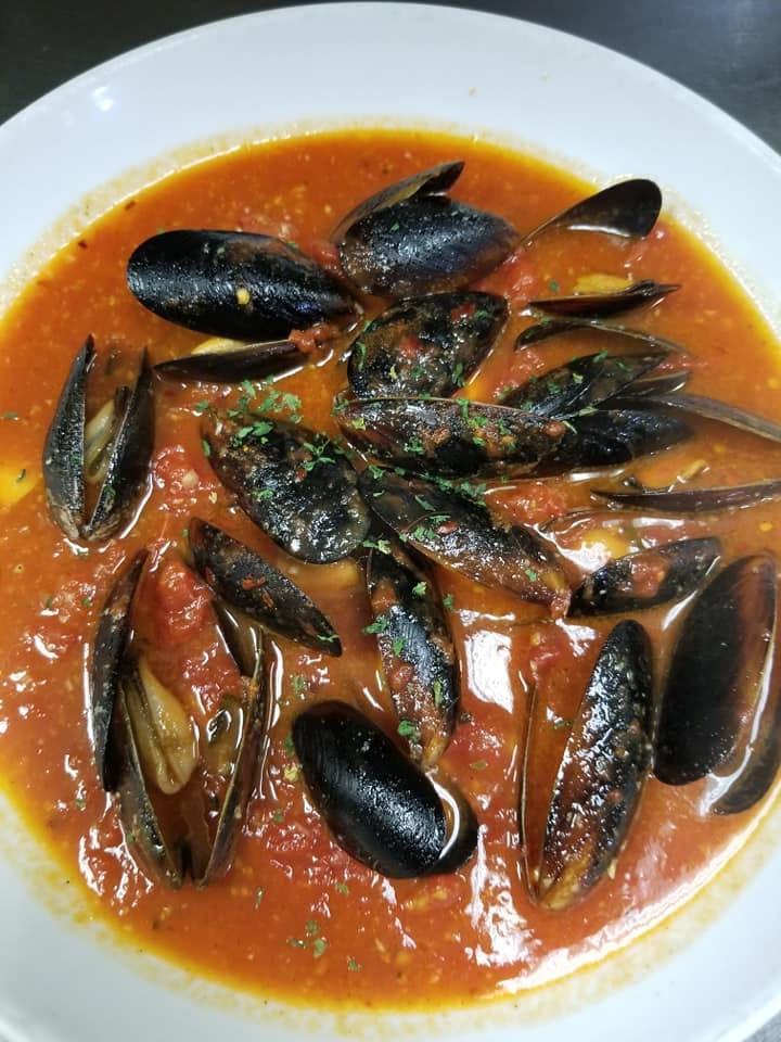 Order Mussels - Appetizer food online from Italian Delight of Powhatan store, Powhatan on bringmethat.com