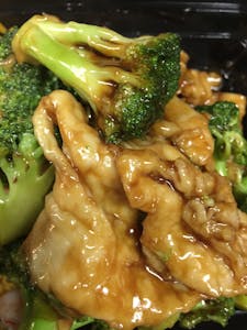 Order 82. Chicken with Broccoli food online from Best Garden store, Douglaston on bringmethat.com