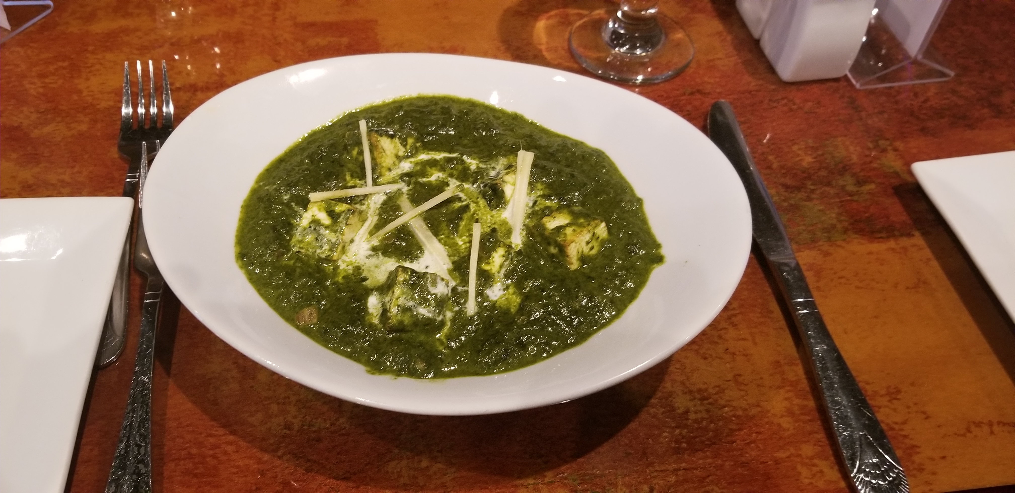 Order Saag Paneer food online from Spice Route store, Parsippany on bringmethat.com