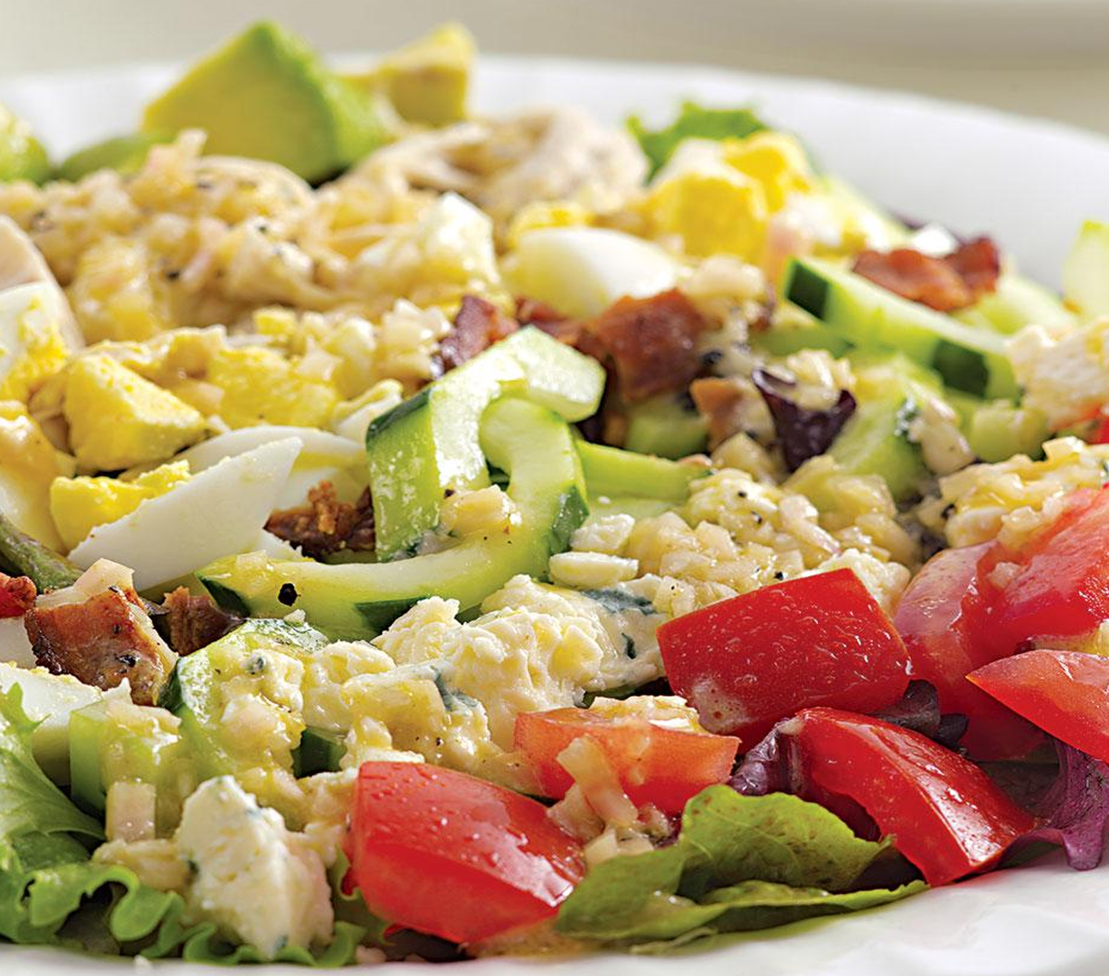 Order Cobb Salad "Gepetto" food online from Pinocchio In The Desert store, Palm Springs on bringmethat.com