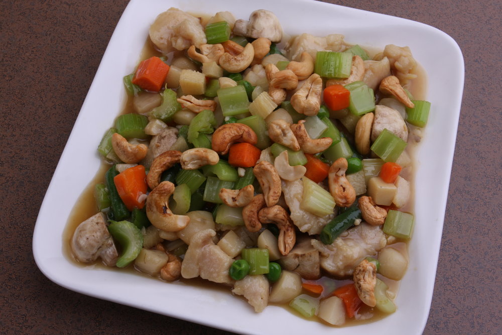 Order Cashew Chicken food online from Ming Court store, Walla Walla on bringmethat.com
