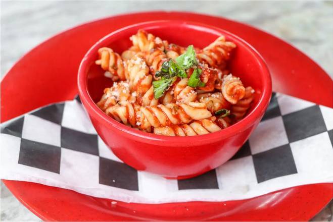 Order Kid's Pasta food online from Center Court Pizza & Brew store, Clute on bringmethat.com