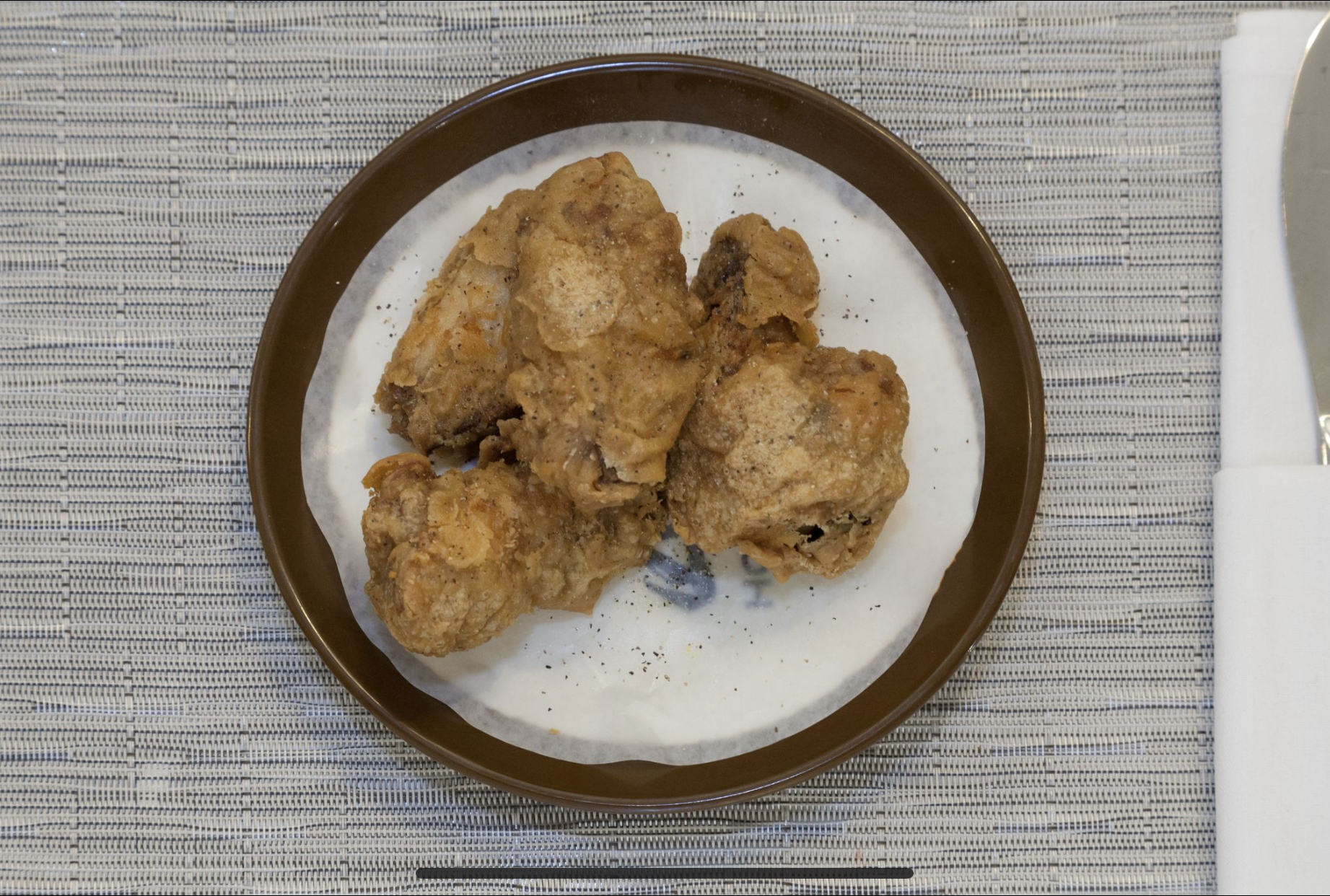 Order Crispy Chicken Wings (4pc) 金牌香脆鸡翅 food online from Hot Pot City store, Rockville on bringmethat.com