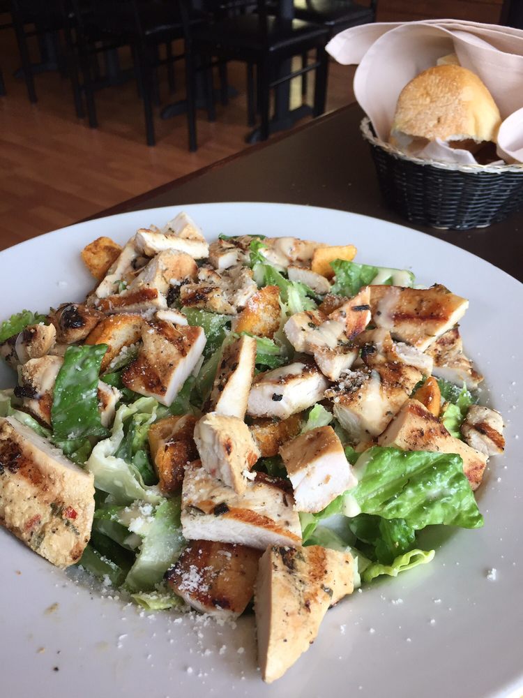 Order Caesar Salad food online from Cinelli's Pizza store, Franklin Square on bringmethat.com