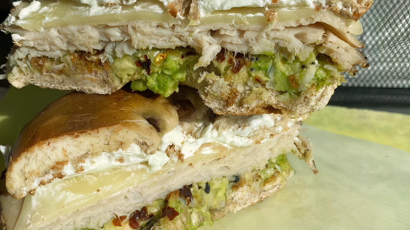 Order SWEET & SAVORY BAGLE SANDWICH food online from New Brew Cafe store, North Highlands on bringmethat.com