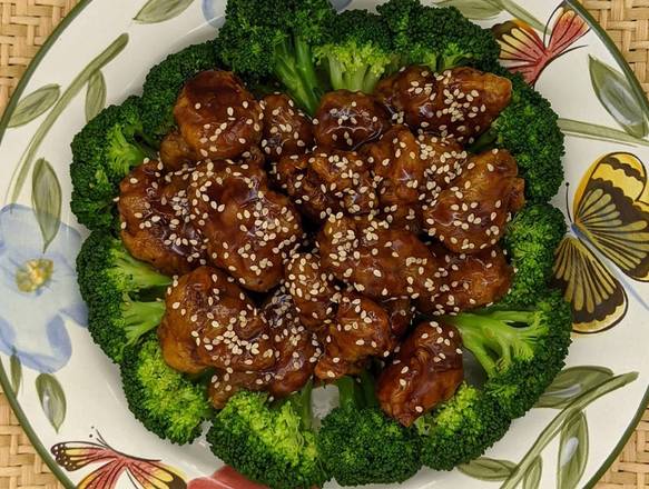 Order Entree: Sesame Chicken food online from Rice Box store, Louisville on bringmethat.com