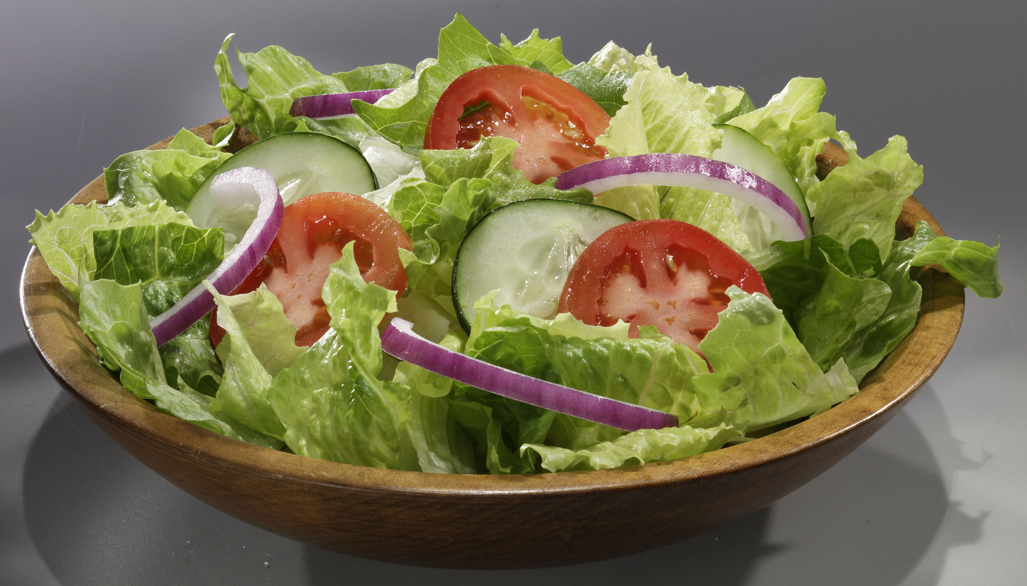 Order Garden Salad food online from 500 Degrees By Bucks Pizza store, Hidalgo on bringmethat.com