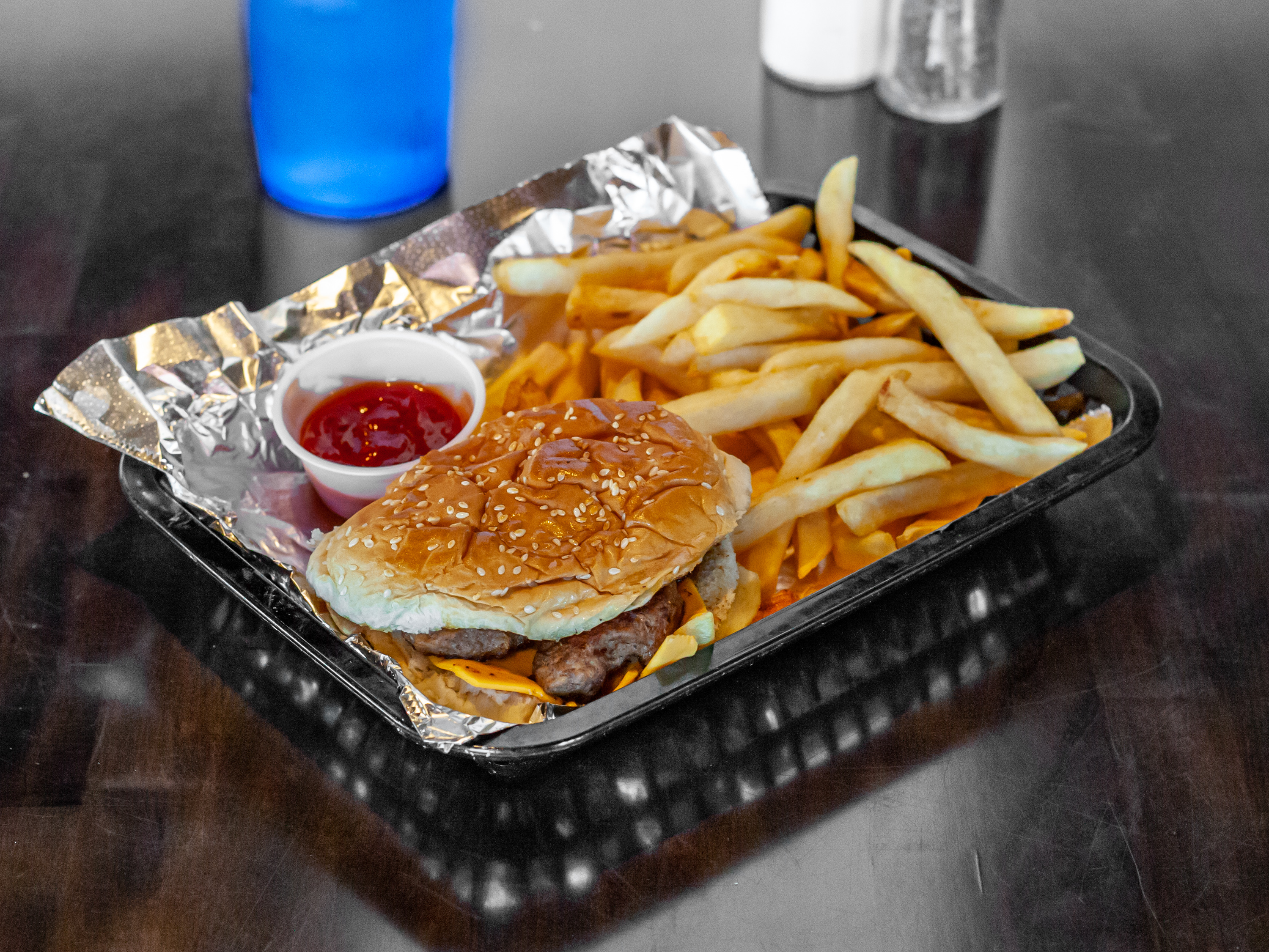 Order 6. Kids Cheeseburger and Fries food online from Chepe's Mexican Grill store, Benton on bringmethat.com