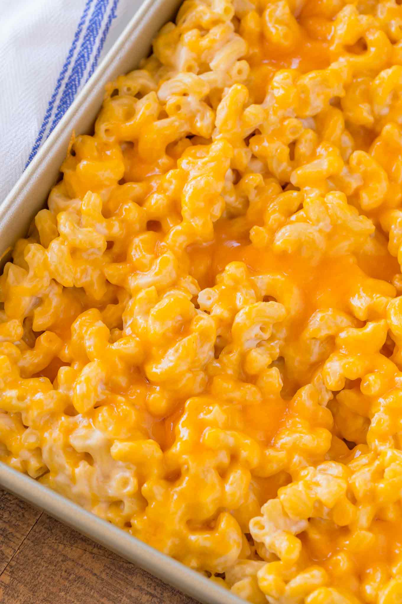 Order Mommas Cheesy Mac & Cheese food online from Thee Soul Food Kitchen store, Norfolk on bringmethat.com