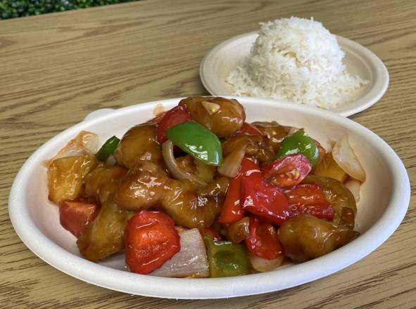 Order Sweet and Sour Chicken food online from Plumeria Thai Cafe store, Las Vegas on bringmethat.com