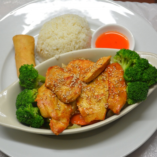 Order L17. Teriyaki Beef Lunch Special food online from Thai Spirit store, Los Angeles on bringmethat.com