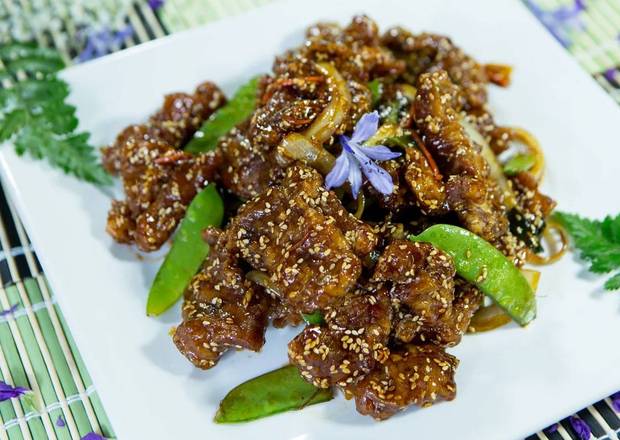 Order Sesame Beef food online from Dragon Palace store, Gresham on bringmethat.com