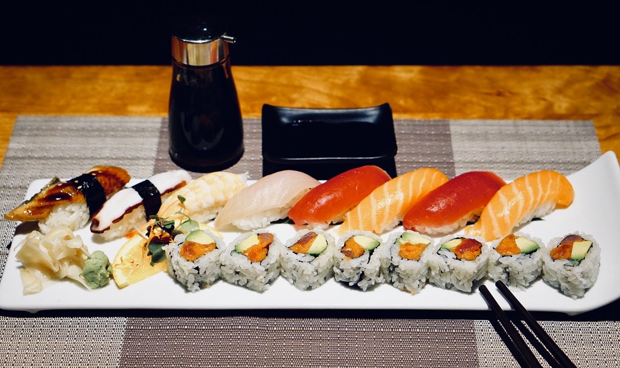 Order Sushi Gold food online from Hot Woks Cool Sushi store, Chicago on bringmethat.com