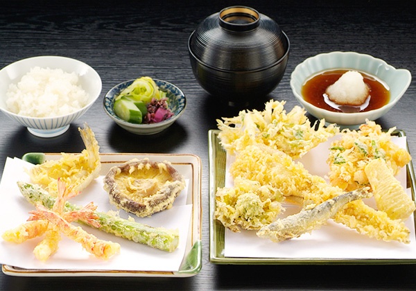 Order Tempura Dinner food online from Rock wrap & roll store, Chicago on bringmethat.com