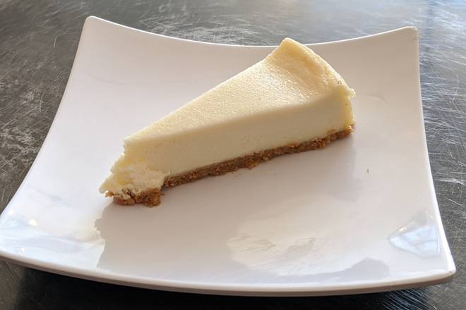 Order New York Style Creamy Cheesecake food online from The 4th Avenue Delicatessen store, Tucson on bringmethat.com