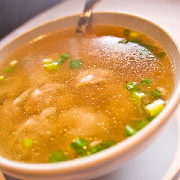 Order Wonton Soup food online from Bai Tong Thai Restaurant store, Issaquah on bringmethat.com