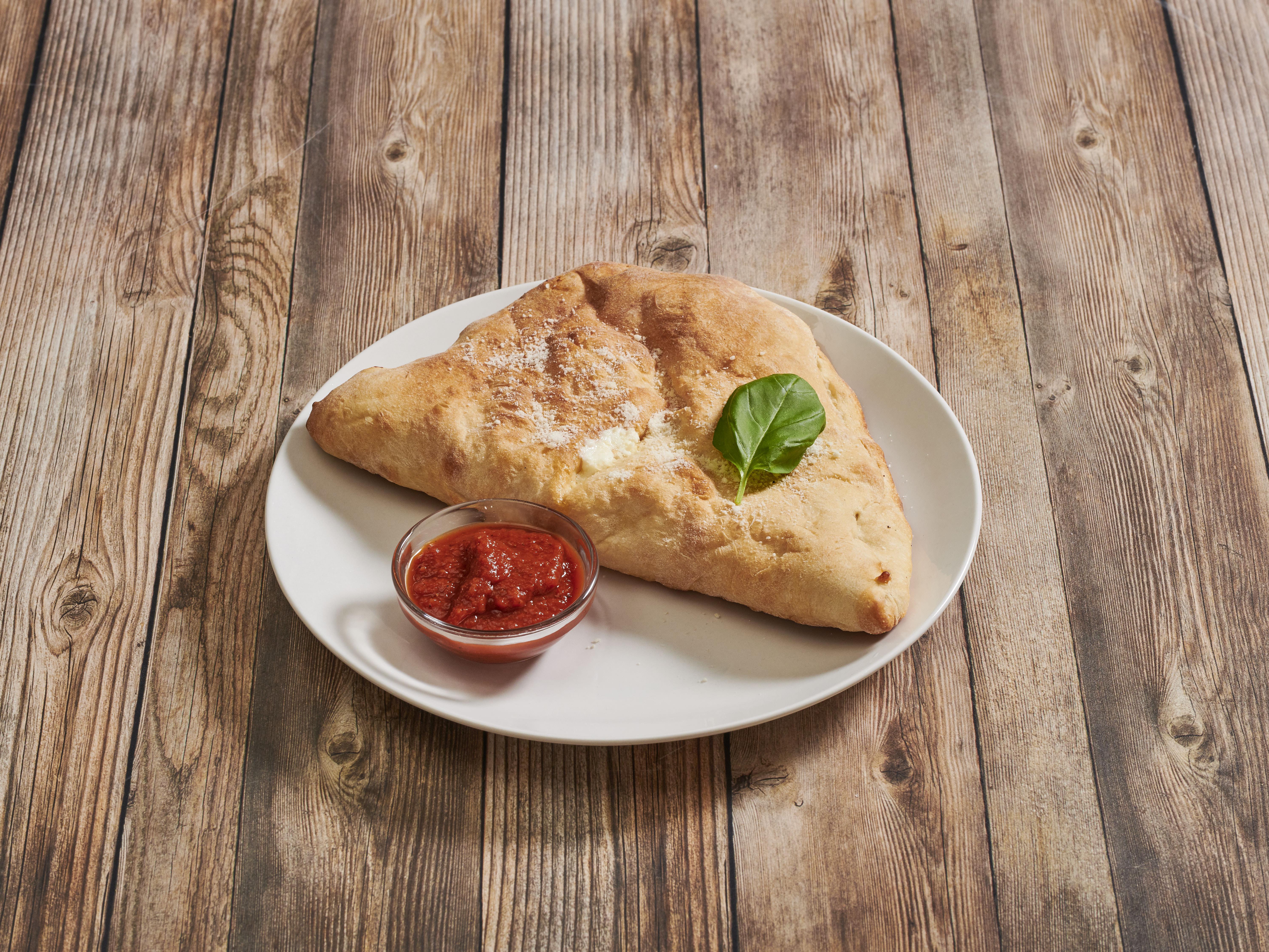 Order Cheese Calzone food online from Marlo Pizza store, Bethlehem on bringmethat.com