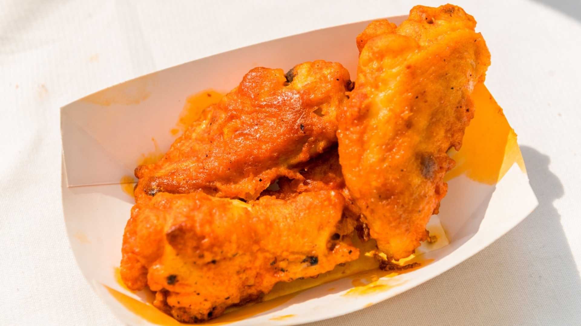 Order Regular Wings - 10 Pieces food online from Buscemi's store, Chesterfield on bringmethat.com