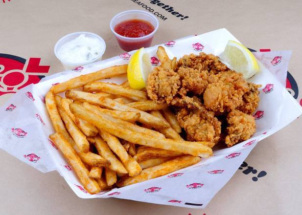 Order Fried Oysters (10 pcs) food online from Mr. & Mrs. Crab Melbourne store, Melbourne on bringmethat.com