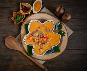 Order Red Curry food online from Morningside Thai Restaurant store, Houston on bringmethat.com